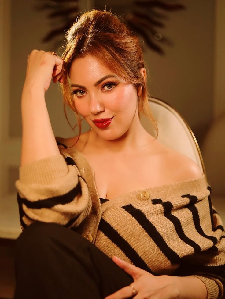 Video bokep – Lembur Larut Malam Malah Dapat Bonus